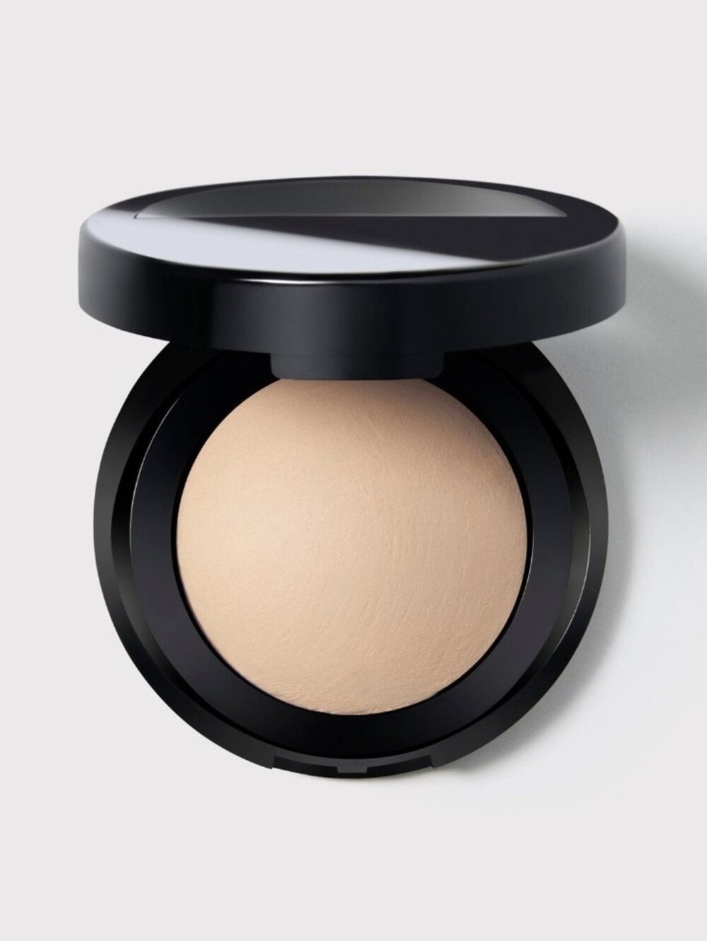 Laura Baked Blurring Plus Setting Powder: Porcelain/Fair .14oz NIB
